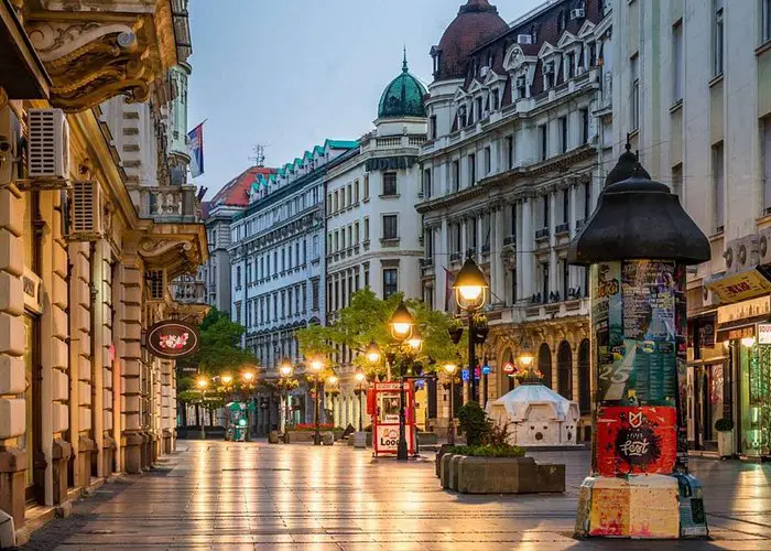 Belgrade Layouver Tour from Airport to City